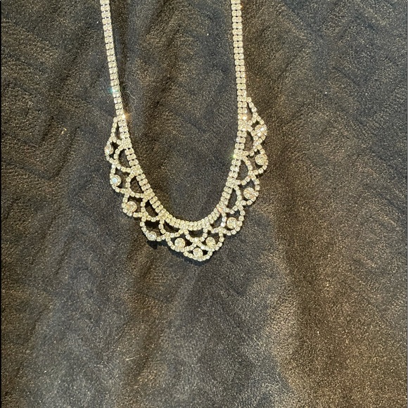 ♥️♥️SOLD♥️♥️ STUNNING Chrystal ADJUSTABLE necklace beautiful - Picture 6 of 7